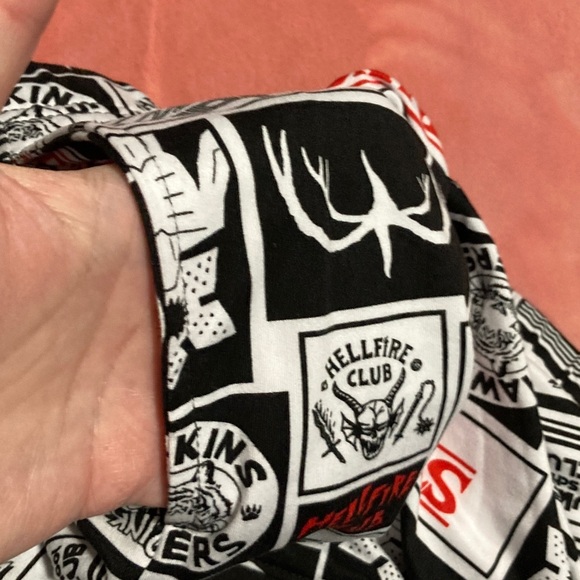 Netflix Stranger Things  2 piece pajama set. - Picture 7 of 10